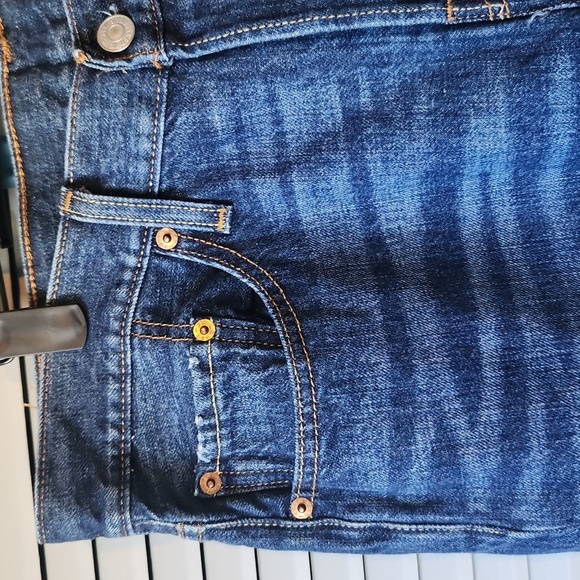 Levi's Dark Blue Distressed Jeans - Picture 5 of 16